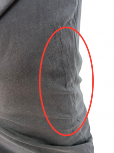 Серая мужская футболка NOMADIC с цветным принтом на груди