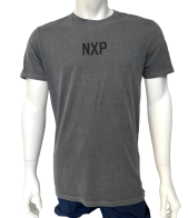 Серая мужская футболка NXP с треугольником на спине