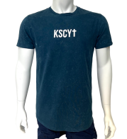 Синяя мужская футболка KSCY с белыми надписями на груди и спине