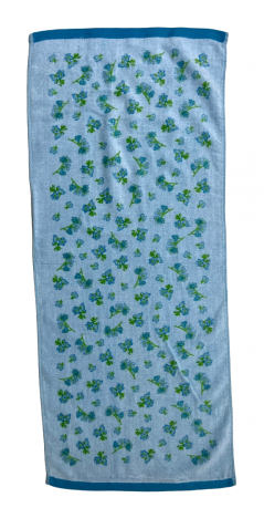 Среднее светлое полотенце с голубыми цветочками