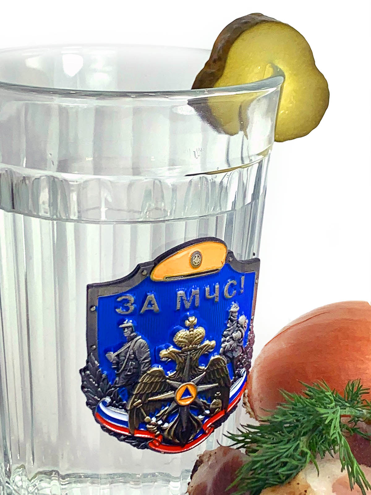 Граненые стаканы за 599 рублей – разные варианты дизайна