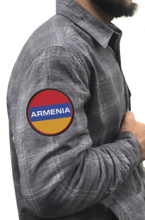 Строгая клетчатая рубашка с вышитым шевроном Армения - купить по низкой цене