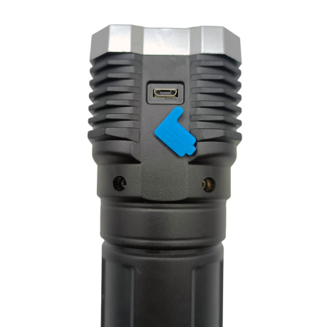 Светодиодный аккумуляторный фонарь с индикатором уровня заряда