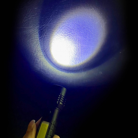 Светодиодный фонарь MSX1503-COB в футляре