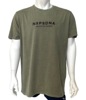 Темно-оливковая мужская футболка NXP с надписью на груди