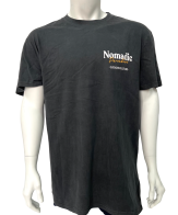 Темно-серая мужская футболка Nomadic с белым принтом