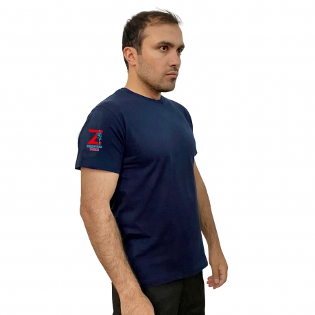 Тёмно-синяя футболка с термопереводкой Z на рукаве