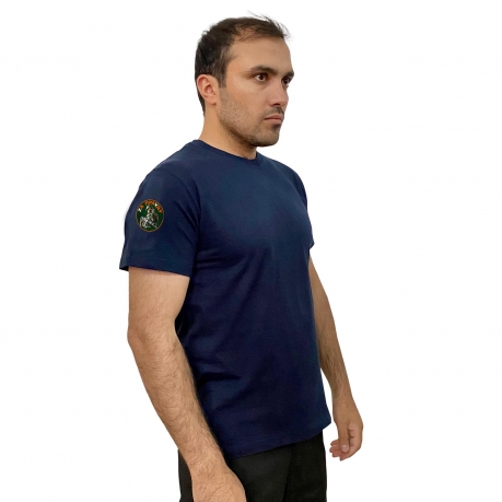 Тёмно-синяя футболка с термопринтом Zа праVду на рукаве