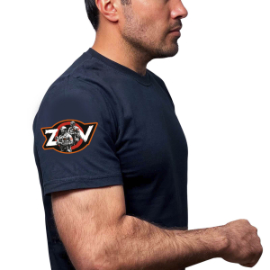 Тёмно-синяя футболка с термотрансфером ZOV на рукаве