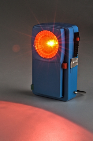 Трехцветный светодиодный сигнальный фонарик