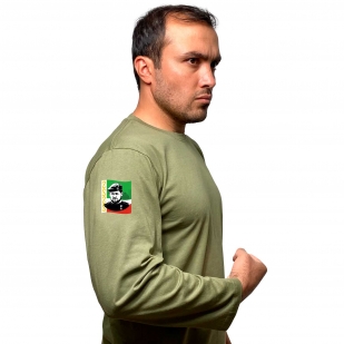 Трендовая футболка с длинным рукавом с Рамзаном Кадыровым