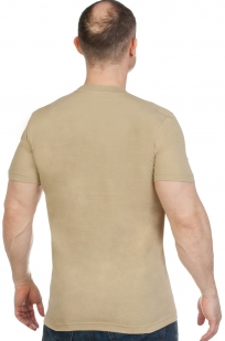 Трикотажная мужская футболка с вышитым шевроном Охотничьи Войска - купить онлайн