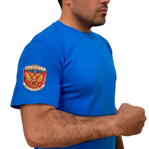 Васильковая футболка с термотрансфером Russia на рукаве