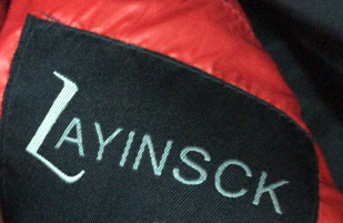 Яркая мужская куртка Layinsck.