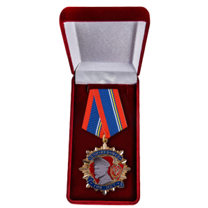 Юбилейный орден «100 лет ВЧК-КГБ-ФСБ Дзержинский» в бархатном футляре