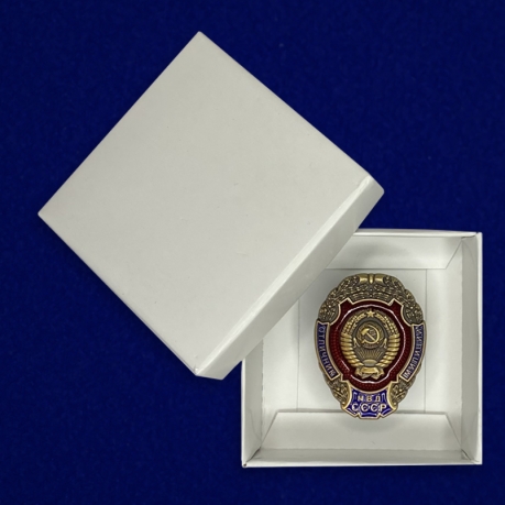 Нагрудный знак Отличник милиции МВД СССР - в коробке