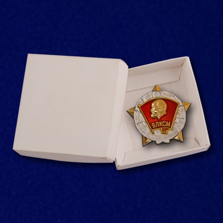 Знак ЦК ВЛКСМ "Воинская доблесть" на подставке