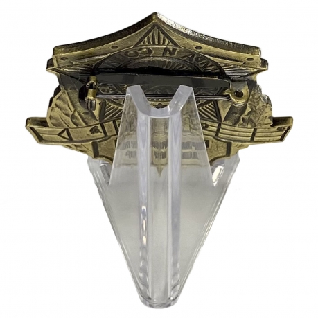 Знак Варшавский договор на подставке